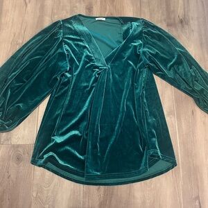 JODIFL Emerald Gren Velvet V-Neck Blouse